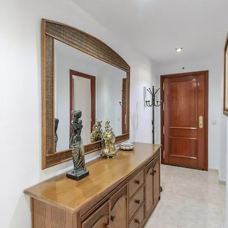 Awesome In With 2 Bedrooms And Wifi *