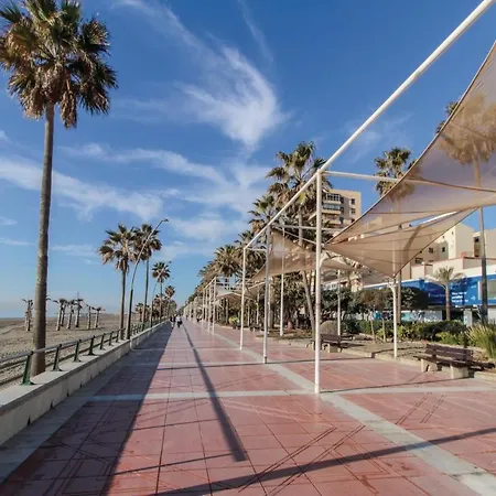 Awesome In With 2 Bedrooms And Wifi *